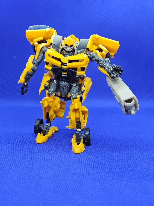 Bumblebee Transformers Hasbro Tomy Figurine Transformable + Arme