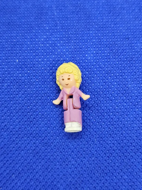 Figurine Polly Pocket Blonde Cheveux Bouclés Beauty Case Bluebird 1991