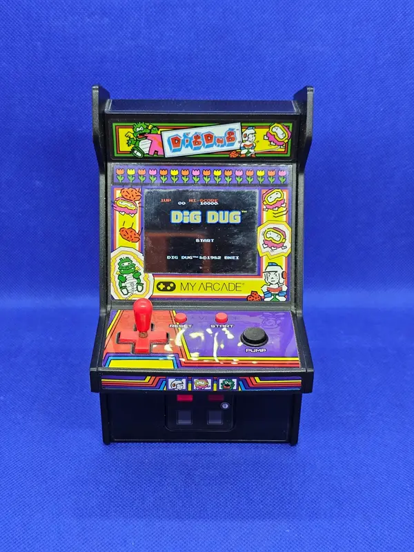 My Arcade Dig Dug Micro Player Bandai Namco DGUNL-3221 2018 17 cm