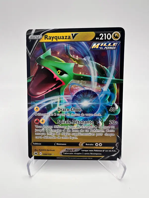 Rayquaza V 100/159 – Mille Poings – FR – Très Bien