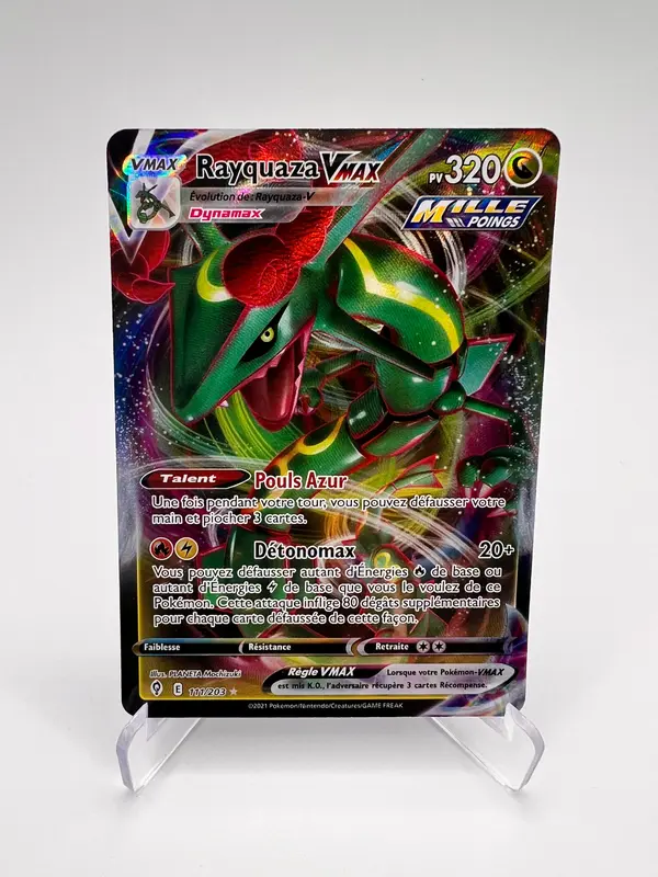 Rayquaza VMAX 111/203 - Evolution Celeste