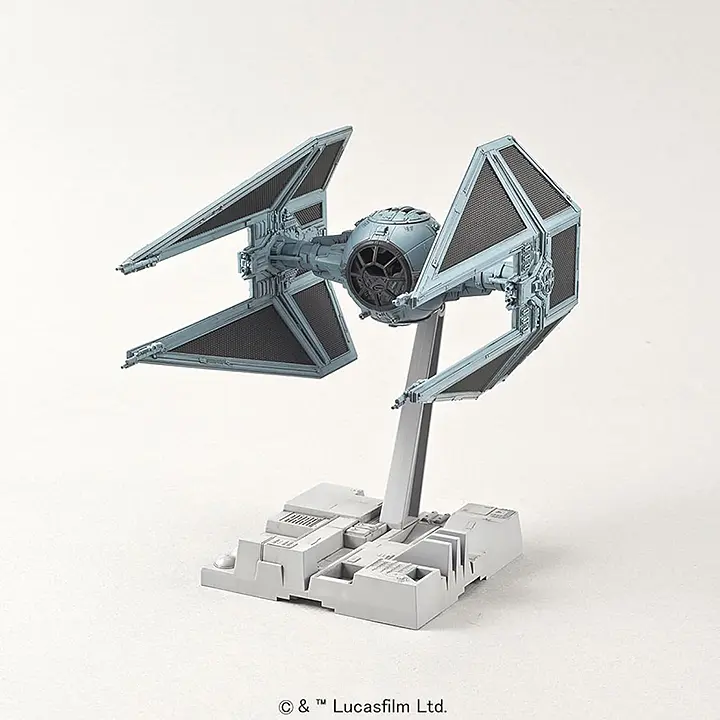 Revell - Tie Interceptor - Ref 1212 - 1/72